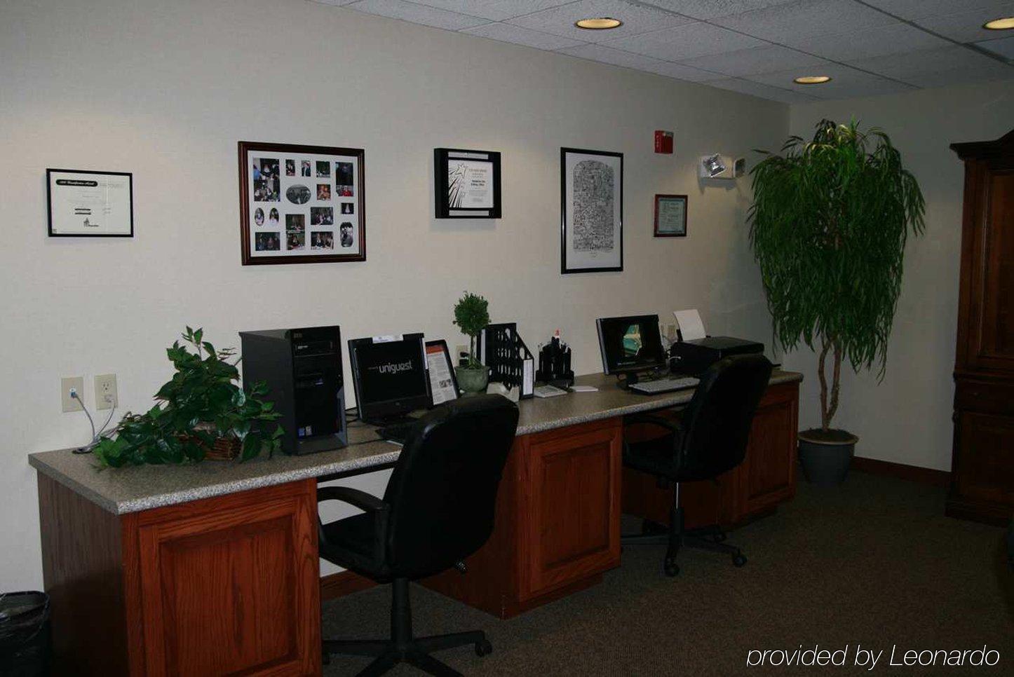 Hampton Inn Sidney מראה חיצוני תמונה